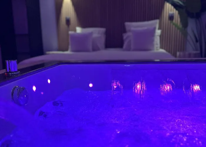 Da Lisa Wellness Proche Centre Appartamento